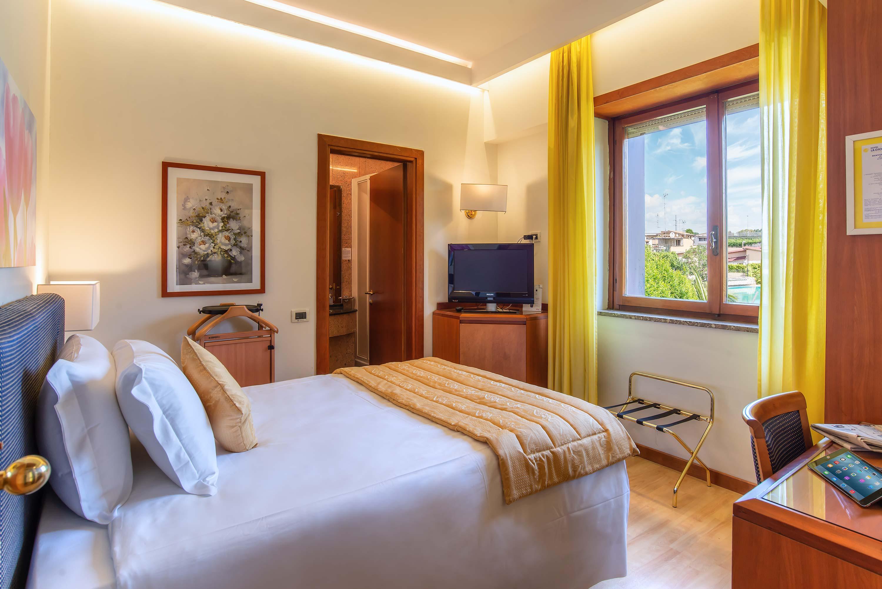 Hotel La Giocca Рим Екстериор снимка