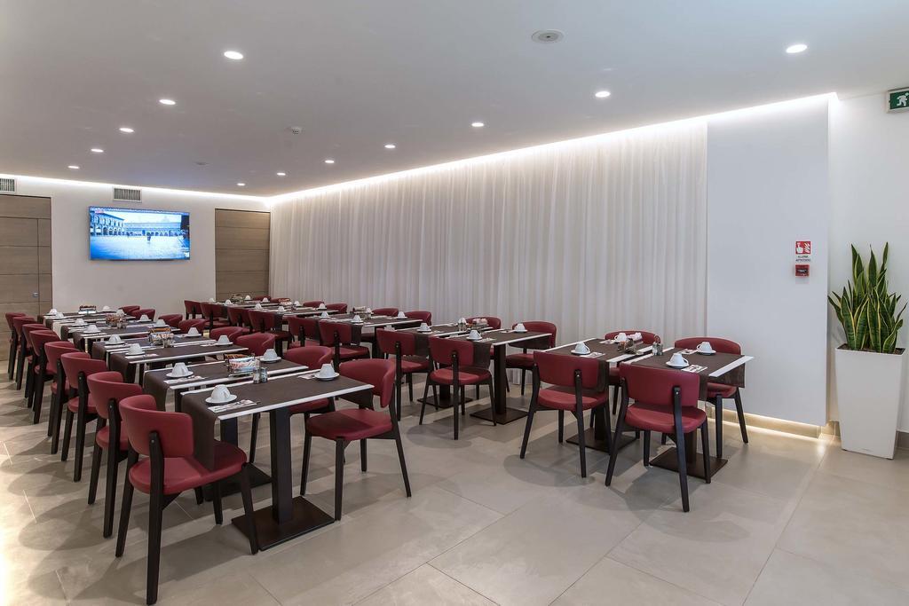 Hotel La Giocca Рим Екстериор снимка
