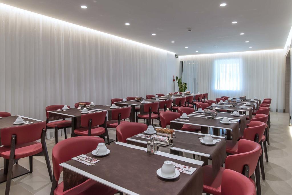 Hotel La Giocca Рим Екстериор снимка