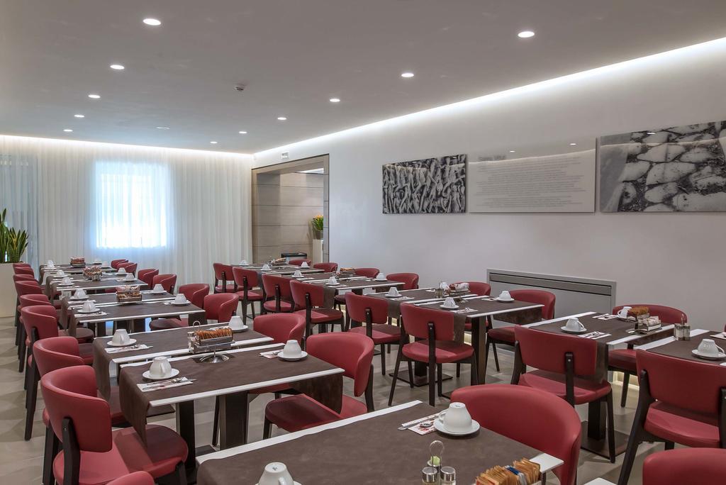 Hotel La Giocca Рим Екстериор снимка
